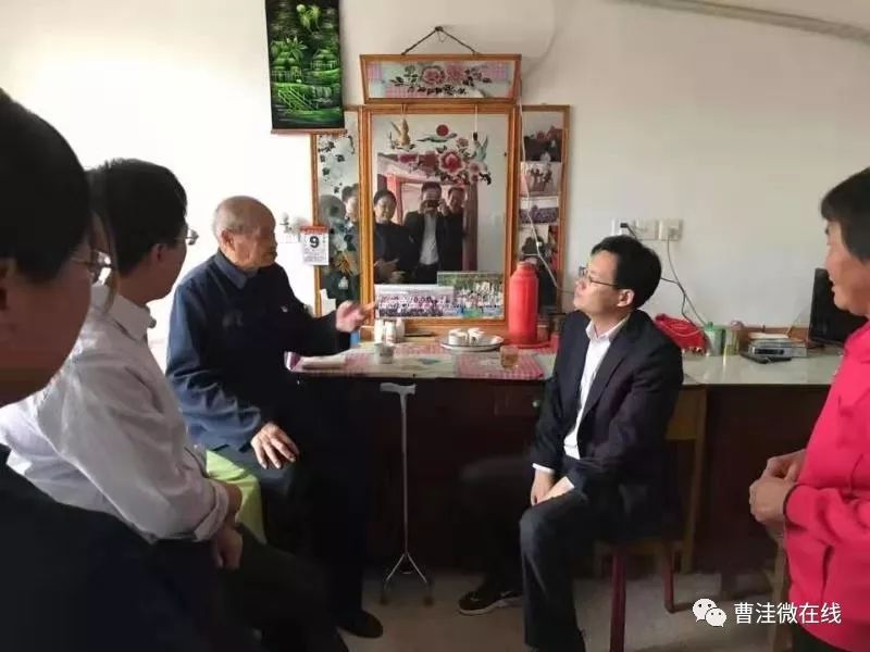 常务副县长于忠林到曹洼乡调研指导工作