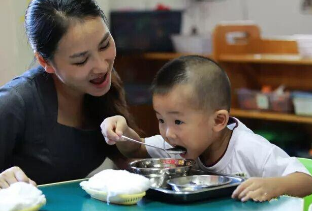 儿童饭量小很瘦怎么办