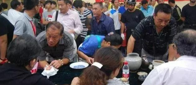 拍卖会为什么都打电话 6c843f7cd01a4478a7d01f43d3ca242f.jpeg