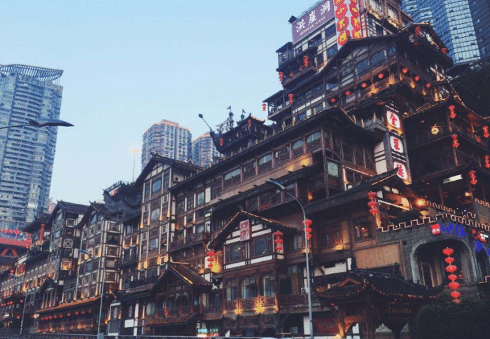 洪崖洞里面是什么 7914fd1ee2754b51996ba200d37b29d6.png