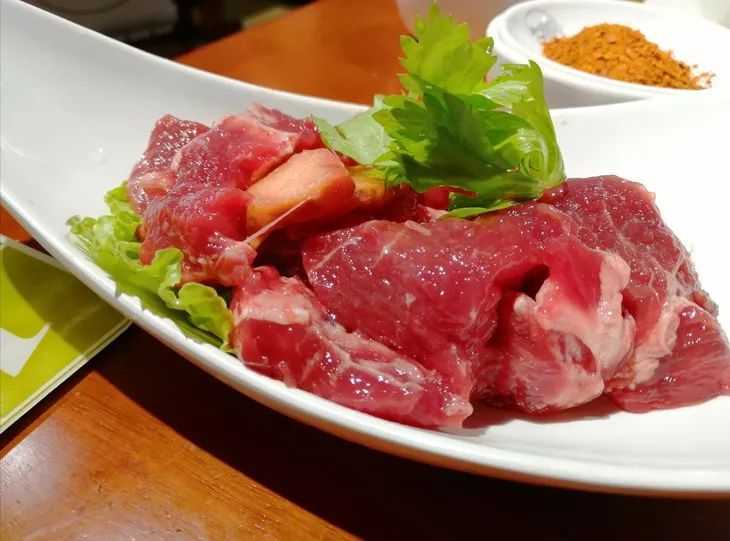 潮牛火锅人均_领鲜潮牛火锅(2)