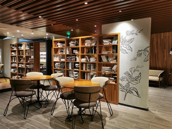 苏宁小店开首家咖啡专门店上线27款饮品