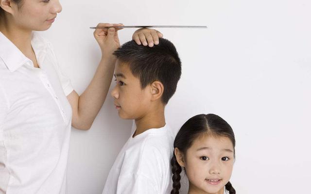 [正太萌娃成长记]早上这个点叫醒孩子，不是为他好，而是让娃少长5公分
