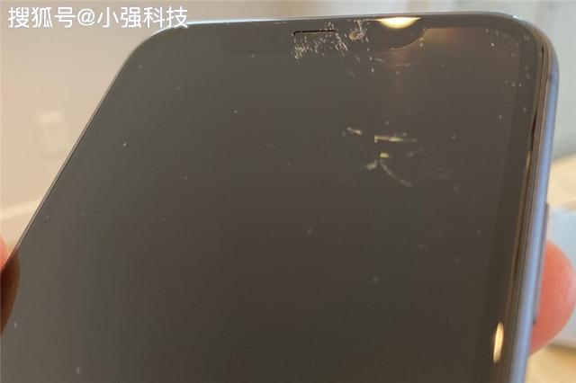 苹果iphone 11/pro手机屏幕易划伤 而且不是个例