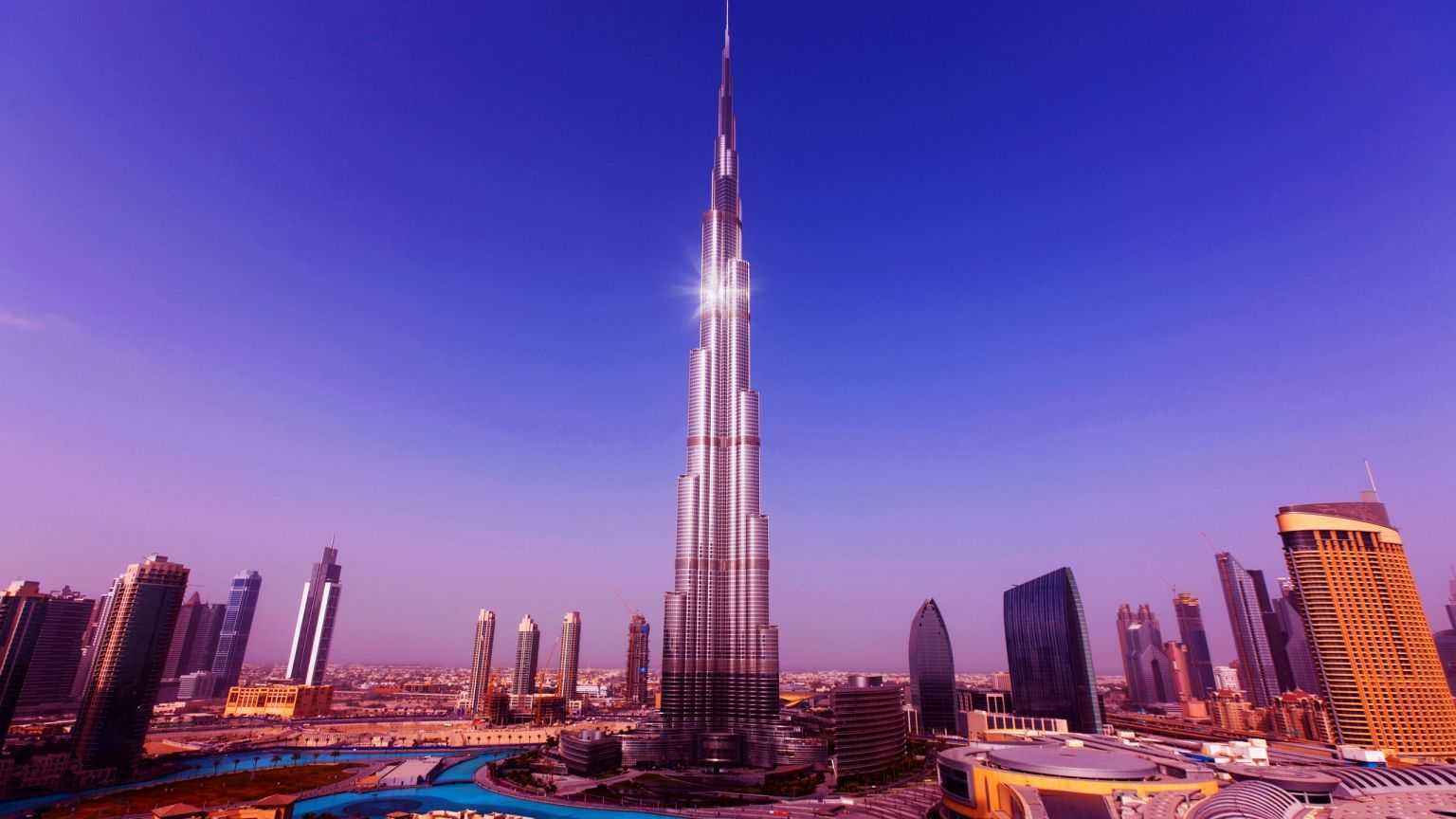 在世界第一高楼看最漫长的日落【文化之旅】