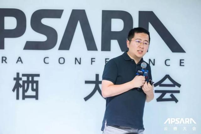 擎朗智能ceo 李通热爱机器人的李通,在2010年和志同道合的朋友们一起