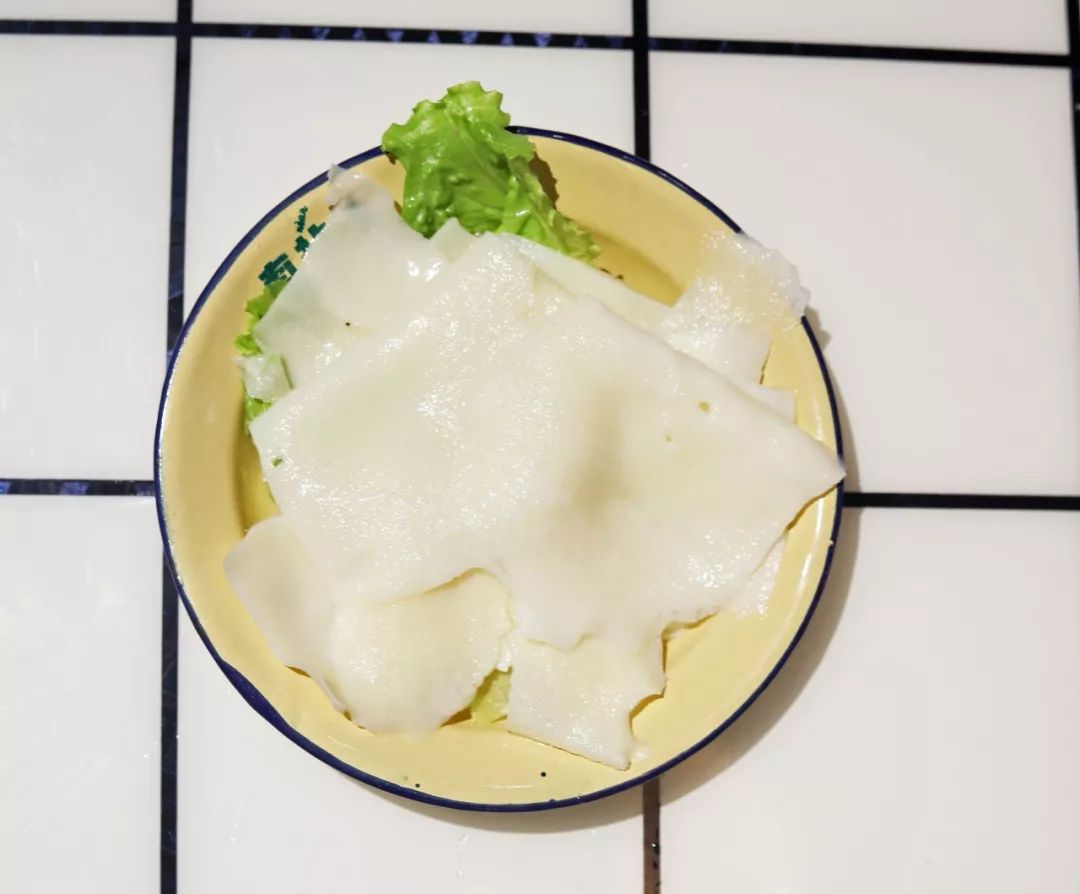 吃起来特别爽脆 新鲜脆弹全在嘴里了 嚼起来一点也不软绵 脆脆牛黄喉