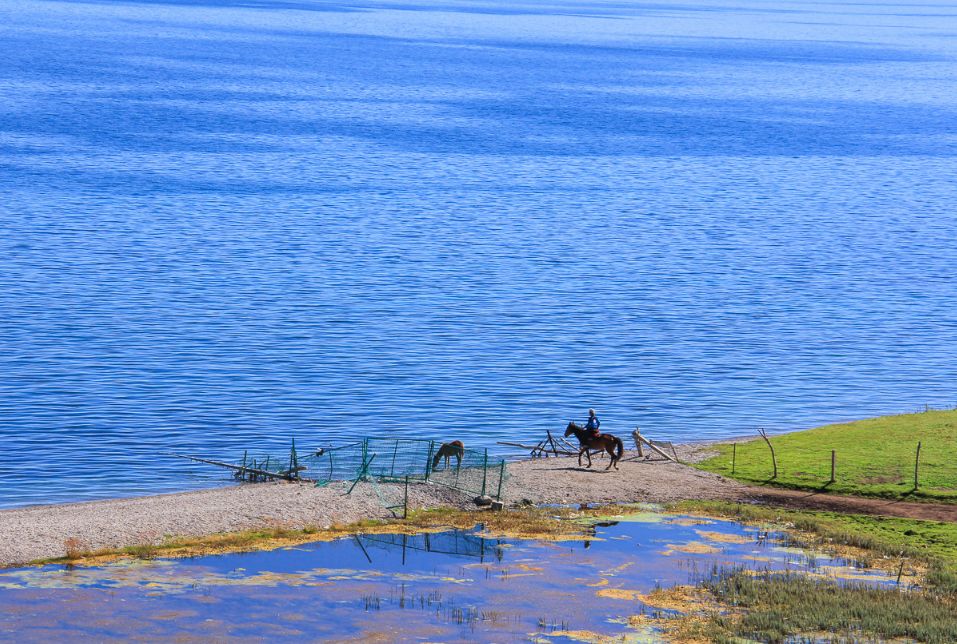 赛里木湖在哪个省哪个市哪个县 4e16a747491e4984bf7b49aa72de063b.jpeg