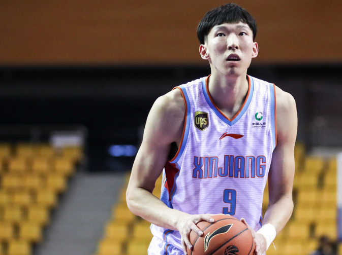 38分21板！周琦高效粉粹质疑 2战后他已从男篮惨败中走出_新疆队