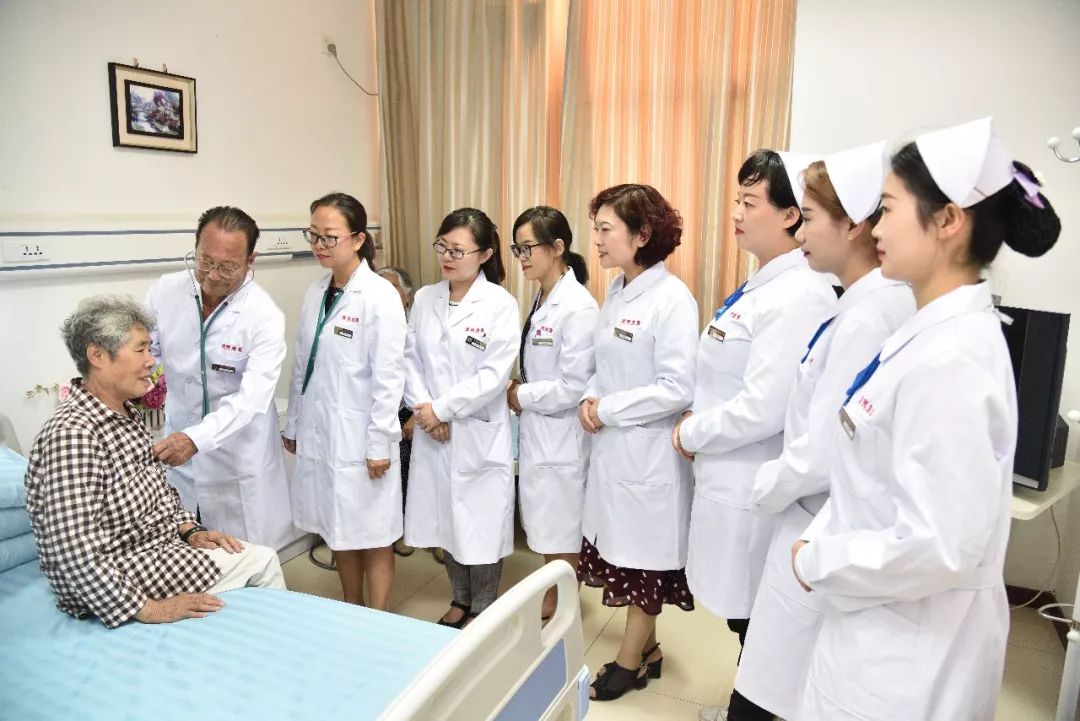 江苏发布养老护理专业技术职称体系