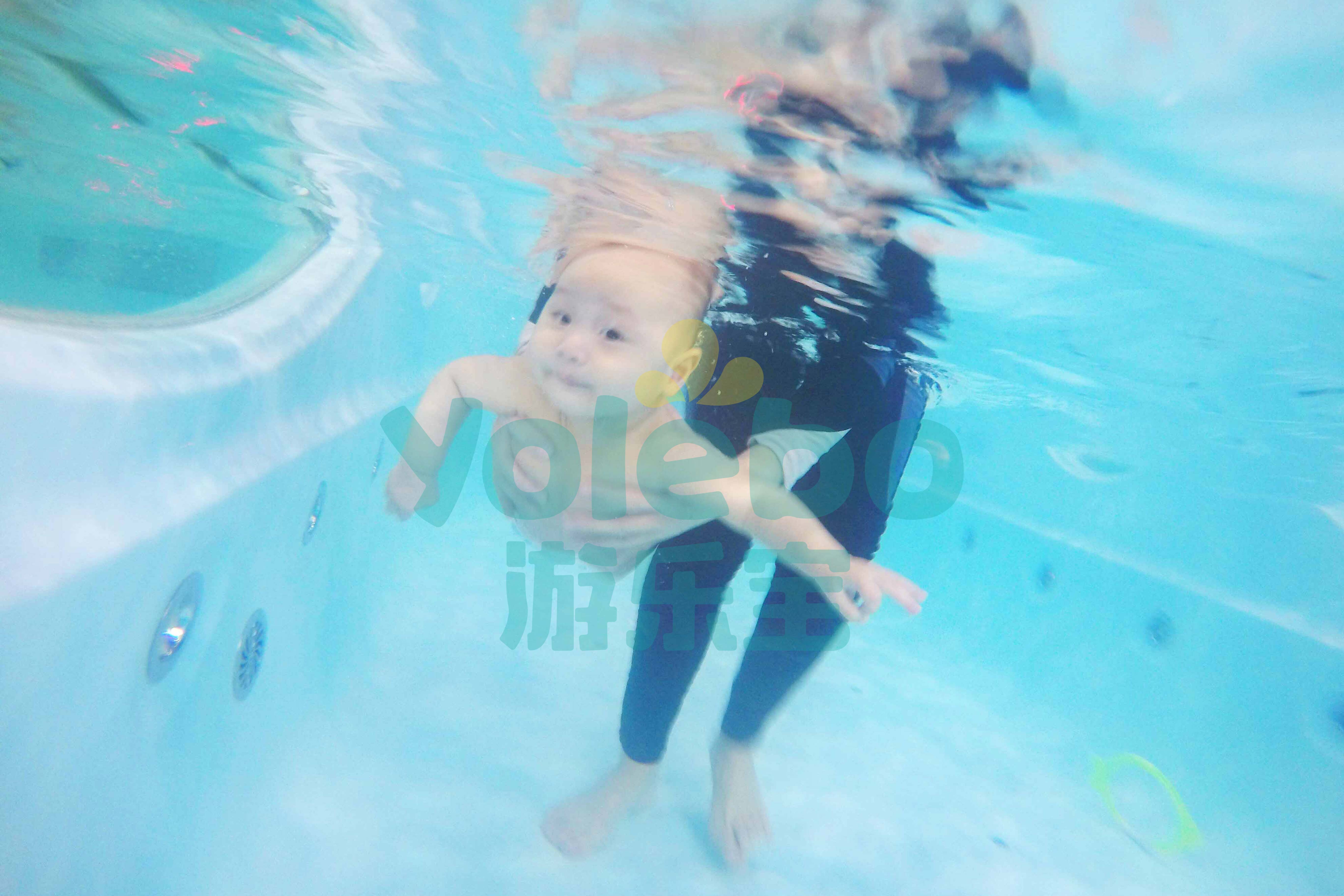 [游乐宝婴泳水育空间]婴幼儿游泳池不仅能促进宝宝智力发展，还有身体发育