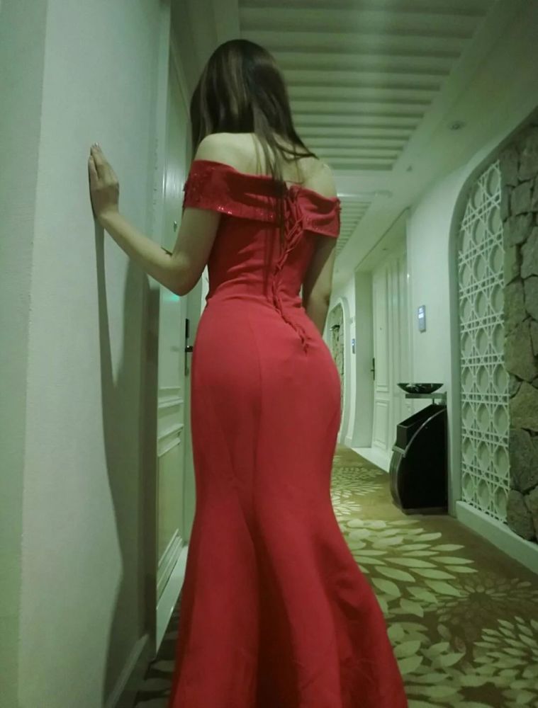 隔壁小姐姐