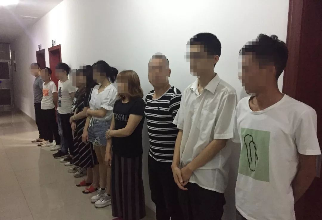 泸州警方5小时端掉2毒窝,15名吸贩毒人员悉数到案