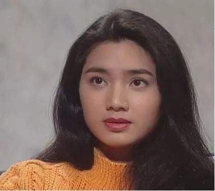 92年的刘亦菲接班人颜值像坐过山车,早上美炸晚上丑哭