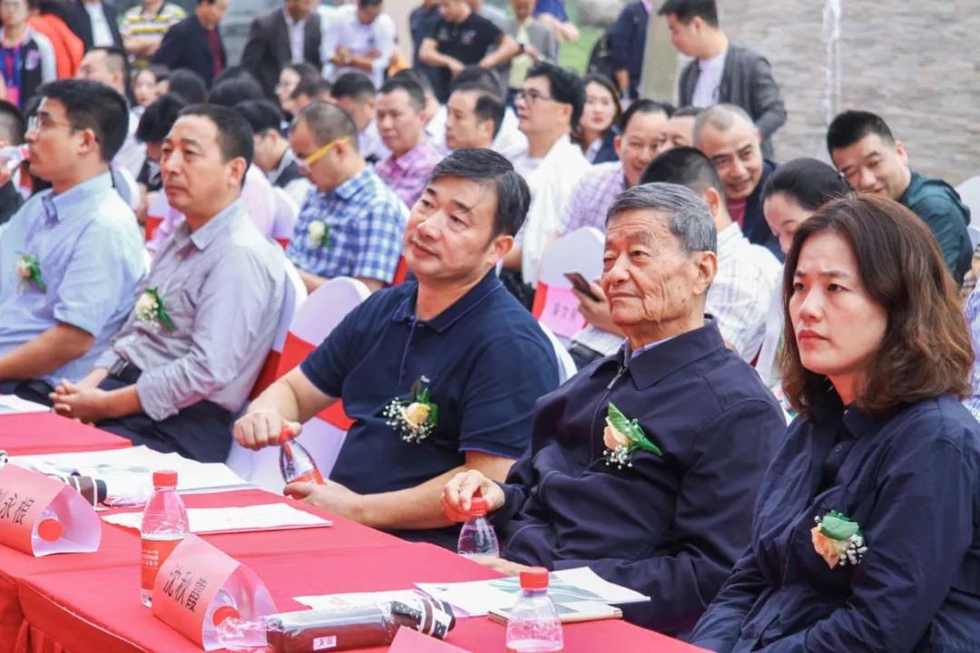 委员会会长俞岳南,原余杭区委书记刘永根,原杭州市警备区司令员潘方敏