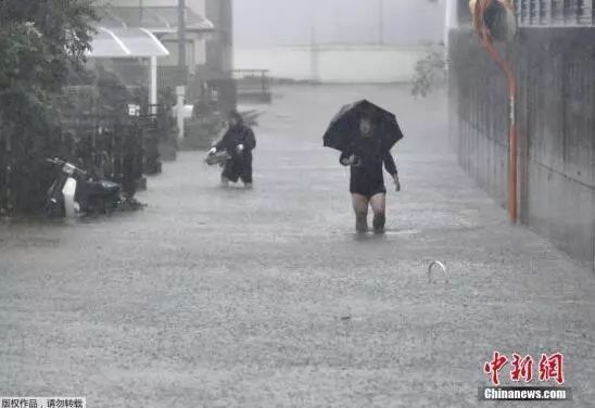 梦境之谜，家中有病人梦到浑水淹没道路的深层解析