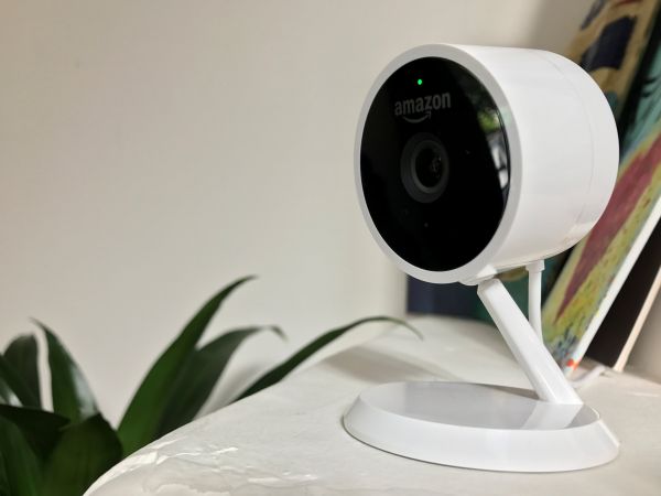 外媒曝亚马逊AI安防摄像头尚需人工协助