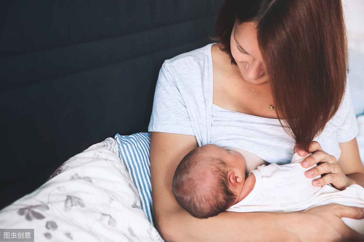 wly顺其自然：月子里发烧能喂奶吗？什么消炎药哺乳期能吃？妈妈们都应该了解一下