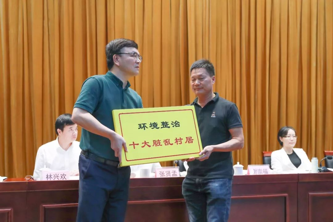 枫林镇有多少人口_龙川枫林镇十二排图库(2)