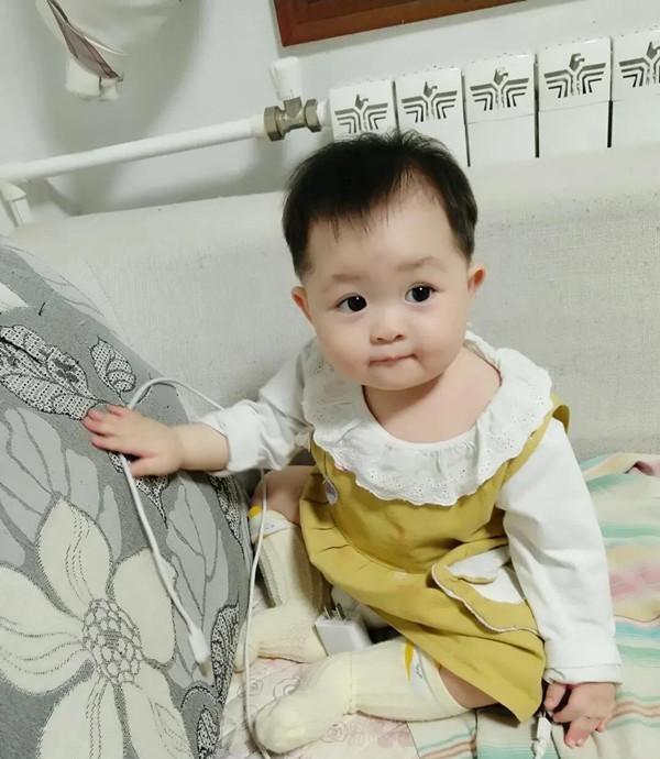 莹莹育儿：因女儿太漂亮，爸爸怀疑不是自己的，做完鉴定后，全家都乱了