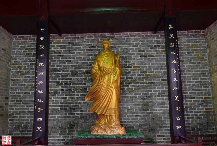 汨罗江边独醒亭 玉笥山麓屈子祠