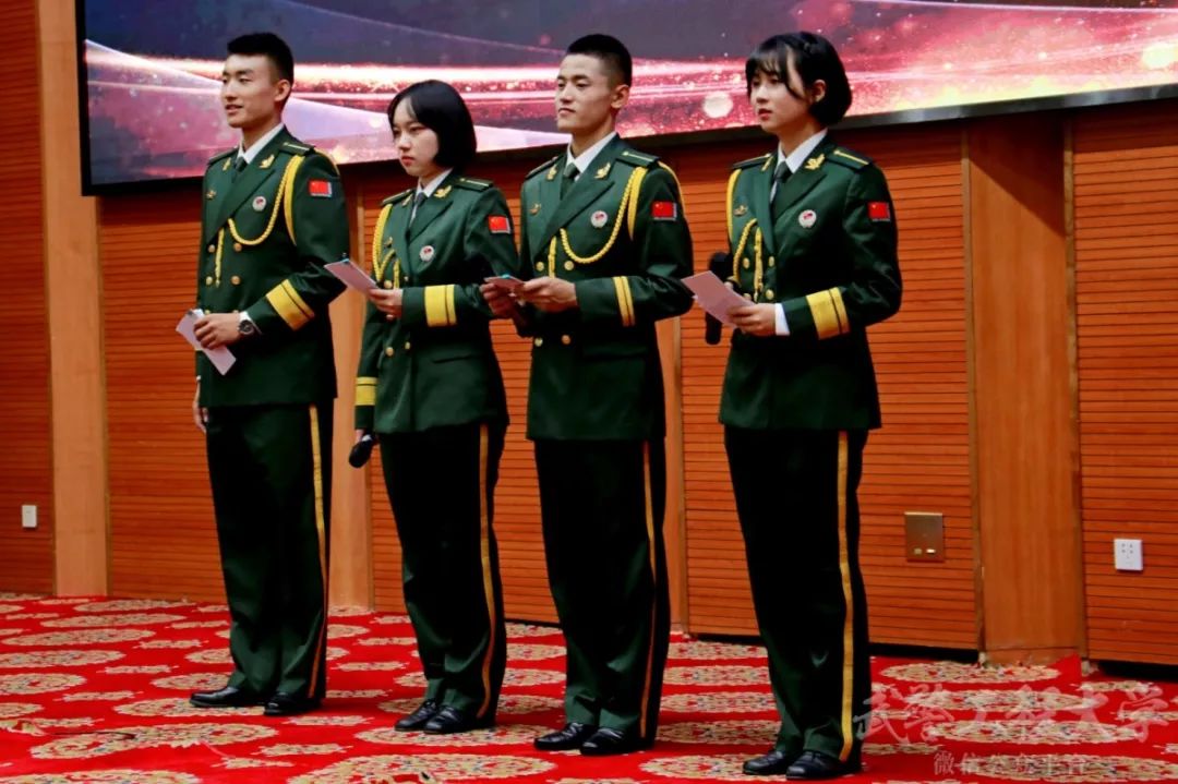 字母方寸展雄风,妙语连珠尽风采丨第十三届武警工程大学英语演讲比赛
