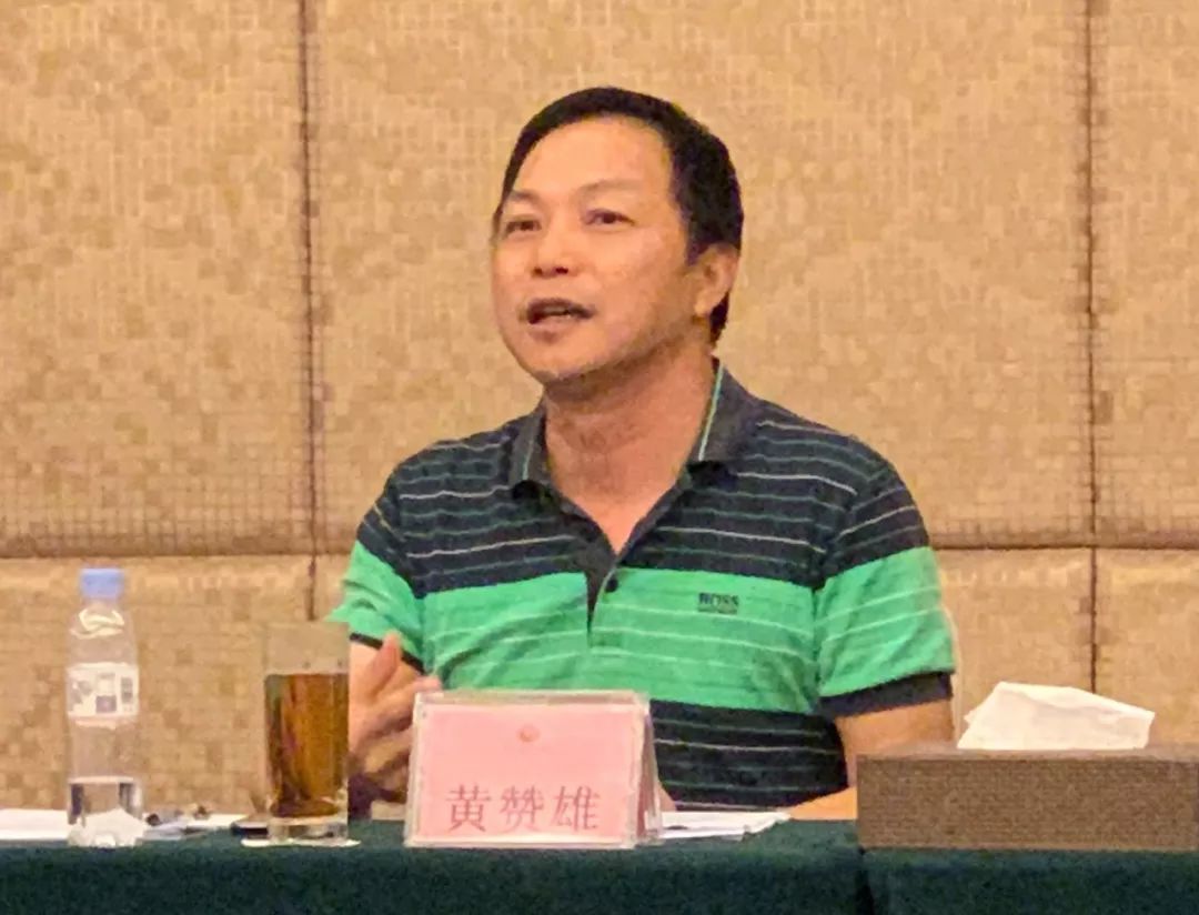 各地侨青动态中山市侨青联举行2019年第四季度工作会议