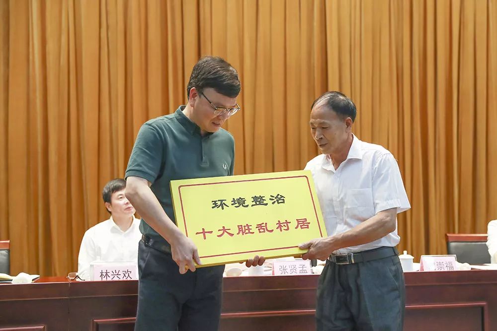 枫林镇有多少人口_龙川枫林镇十二排图库(2)
