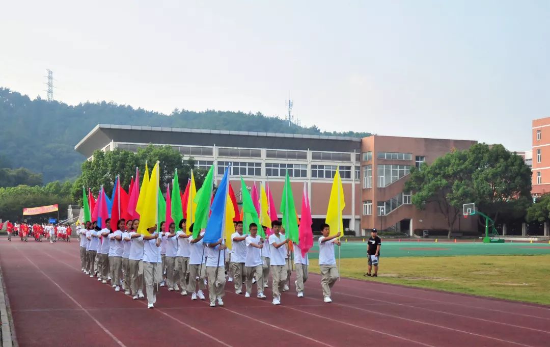 图片来源新碶中学,宁波东海实验学校,宁波滨海国际合作学校,庐山中学