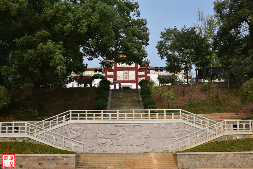 汨罗江边独醒亭 玉笥山麓屈子祠