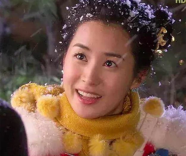 整形丑女变美女猜成语_美女卸妆变丑女