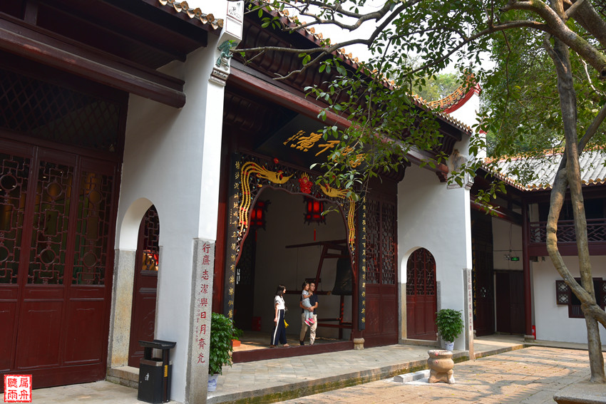 汨罗江边独醒亭 玉笥山麓屈子祠