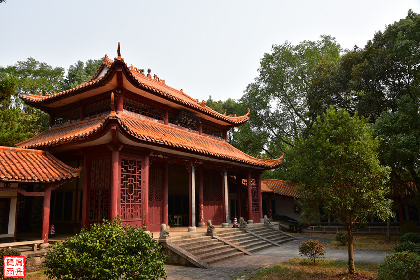 汨罗江边独醒亭 玉笥山麓屈子祠