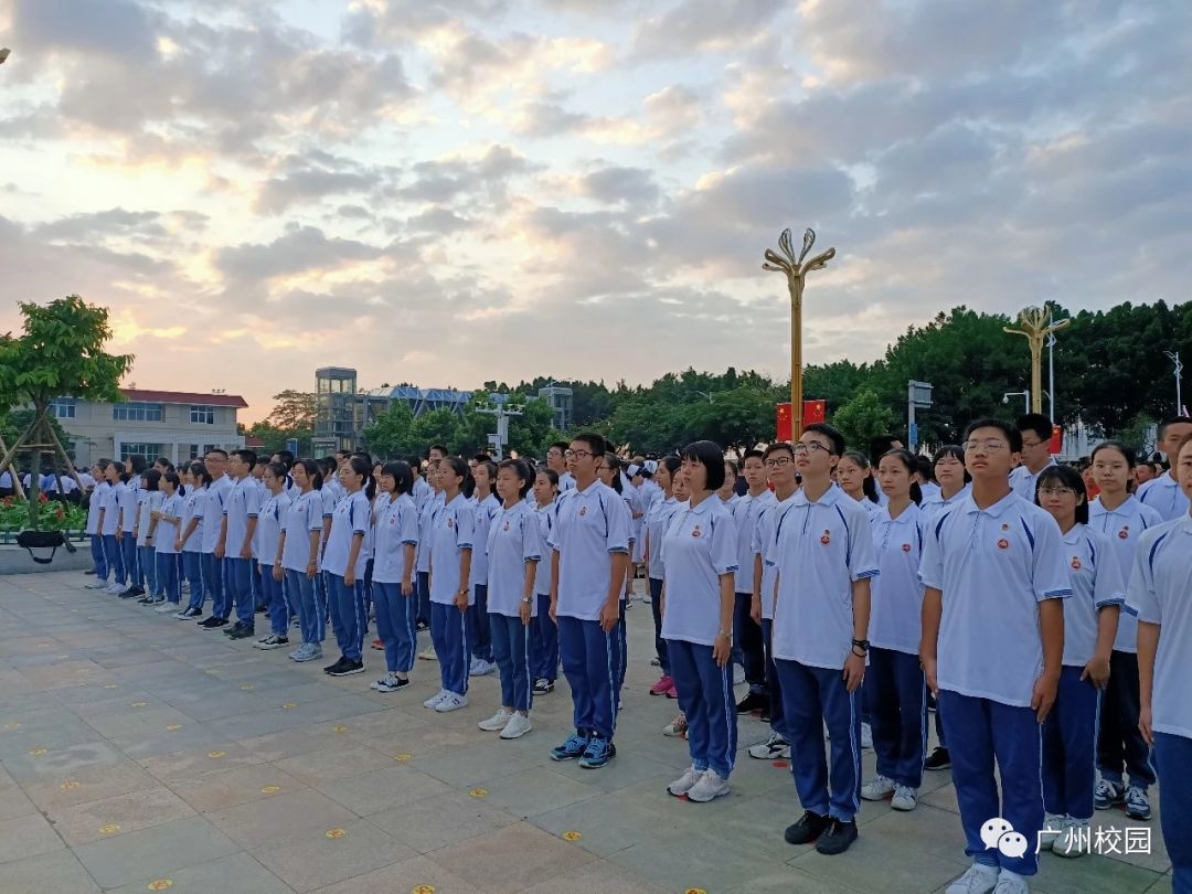 这20个潮汕学校校服最好看!有你的学校吗?_汕头