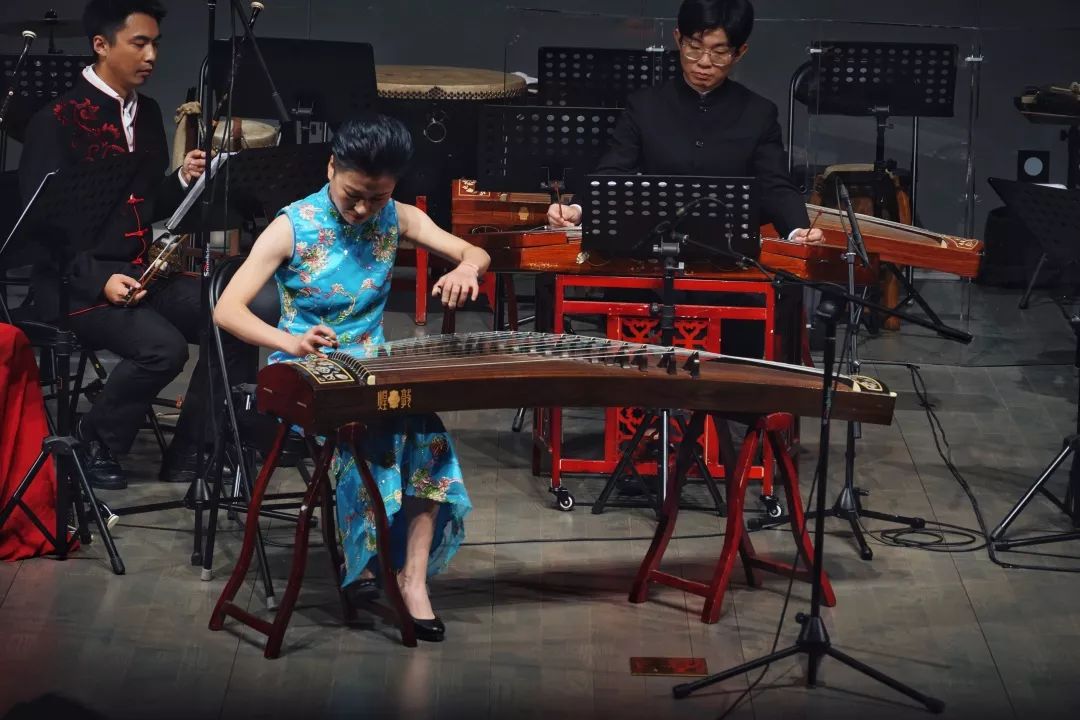 秦桑区古筝曲谱_古筝图片卡通