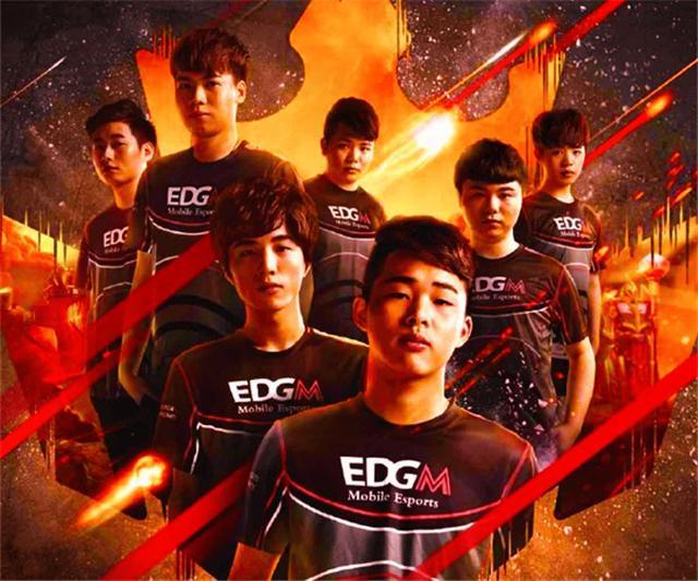 edg.m初晨遭观众嫌弃,拿最高经济打最低伤害,在逼无痕