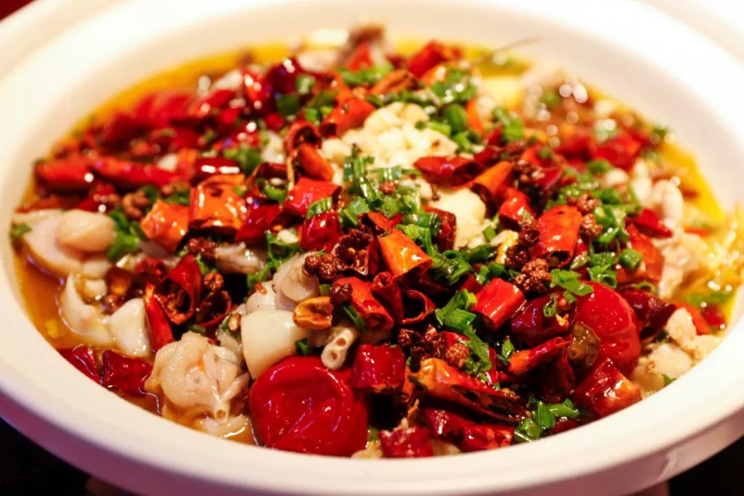 68元抢原价217元【街边摊】2-4人餐!香辣跳跳蛙+姜辣凤爪+攸县香干+牛肉串+玉米粒串+