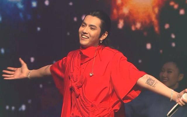 废青谭咏麟现场版 37fce2f899a34b759eea8c5630e75163.jpeg