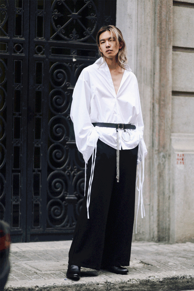 啥叫有本事&虚拟人物算什么,有本事穿虚拟时装