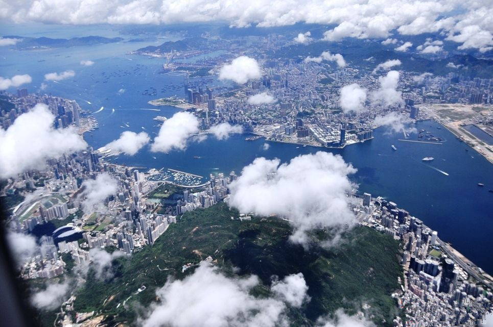 香港人口和面积有多大_香港和深圳面积