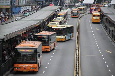 大学城始发,广州首条BRT定制公交线路开通