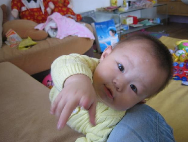 樱桃育儿经：儿科主任：孩子睡前，宁可饿着也不要吃这5种食物，易积食不长个