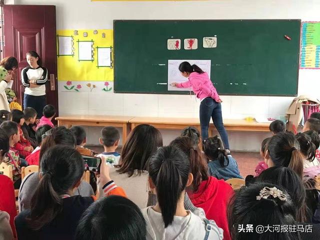 什么是送教下乡活动 e916b145b58049eba6252fa4dc045179.jpeg