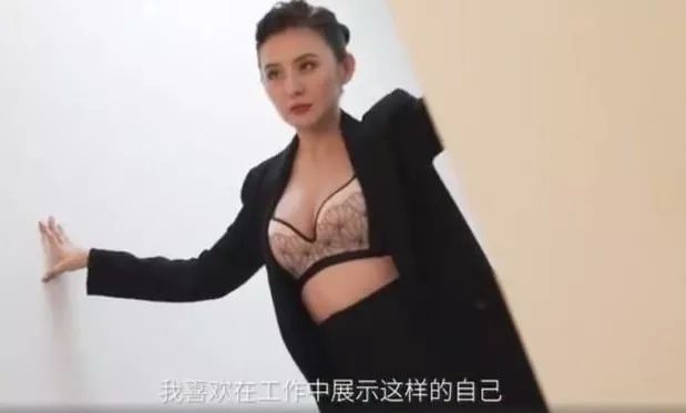 撕掉她的衣服2没内衣_撕掉她的衣服裤子抢抱