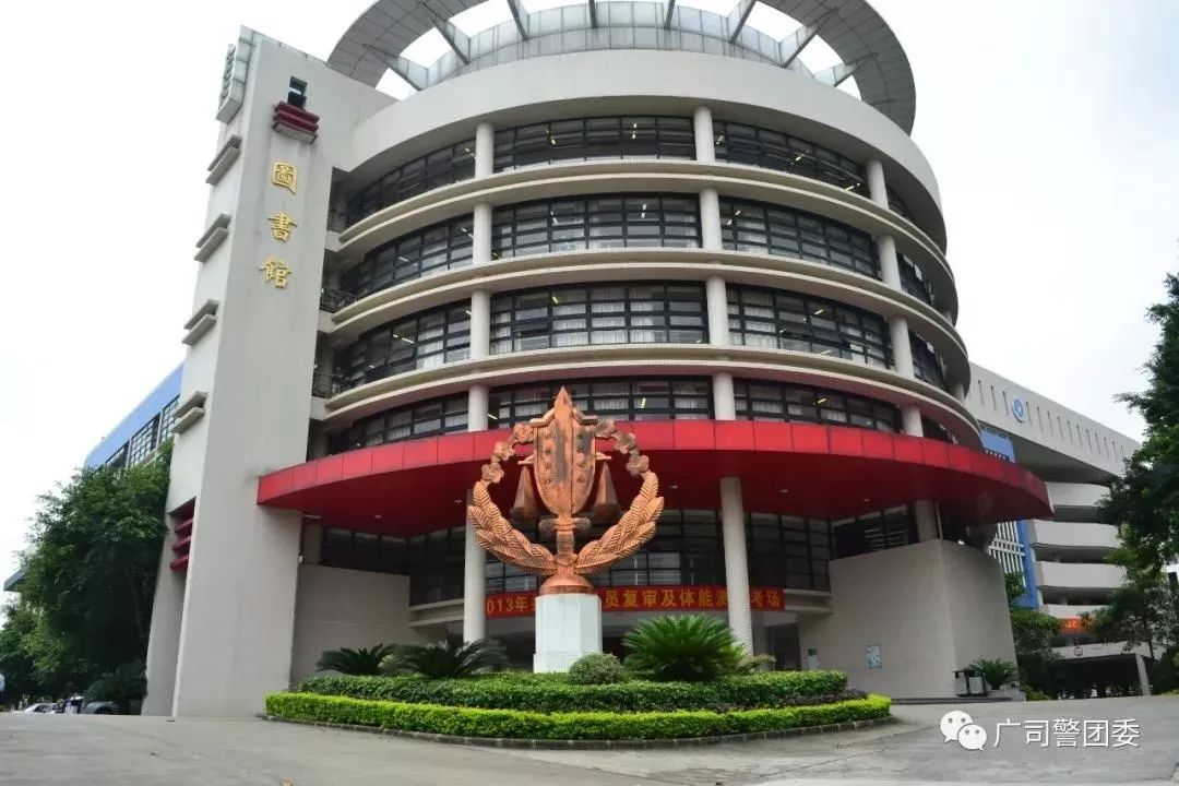 如何选择一所优质的法律职业学校——你的通向正义之路