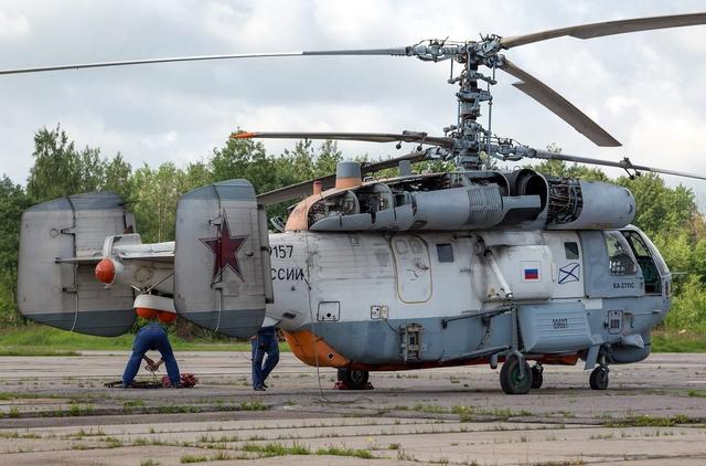 卡-29是个虚伪的直升机,机舱能装2000公斤,还藏着一挺加特林