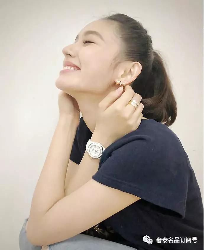 陈伟霆新歌《My Lady》发布，是什么腕表在MV里多次入境？