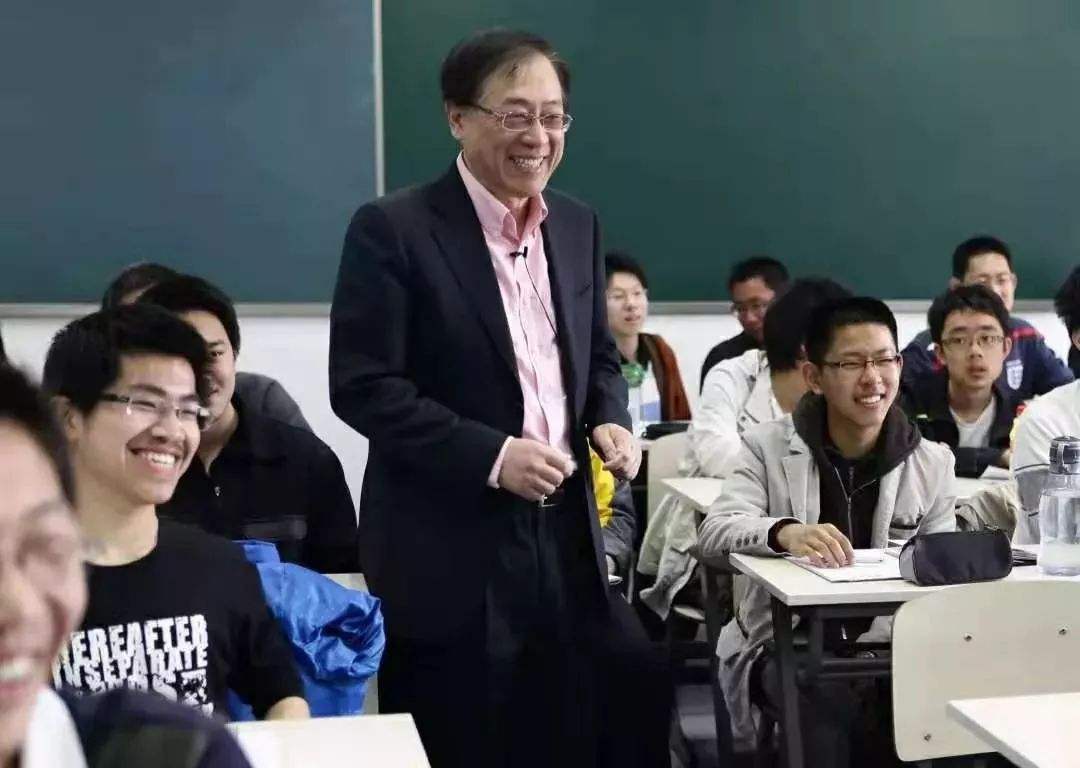 原创中国大学最厉害的班，年薪200万都“挖”不到人，进去的全是学霸