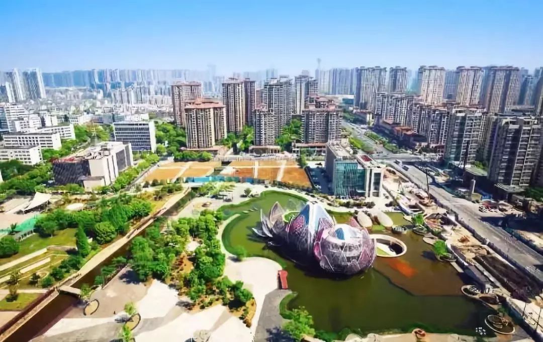 丹阳人均_中国人均寿命变化图(2)