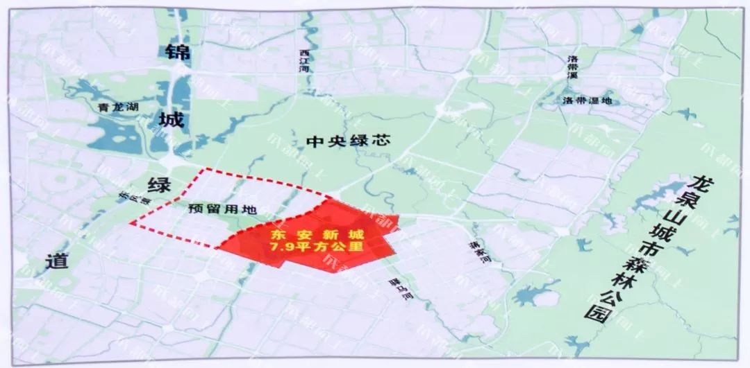 南北界线分别为成安渝高速与成都东轴,东边更是与龙泉山城市森林公园